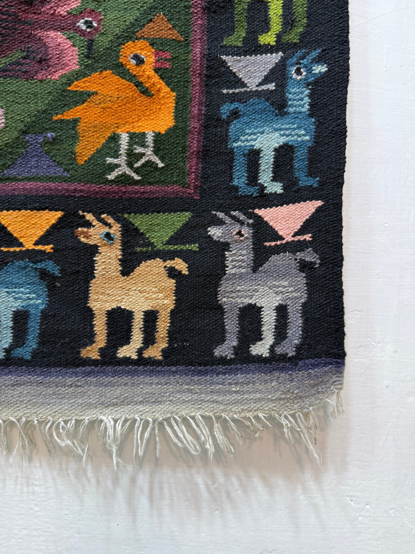Vintage Fabulous Hand Woven Peruvian Wool Weaving Tapestry Kilim Rug Wall Hanging Floor Area